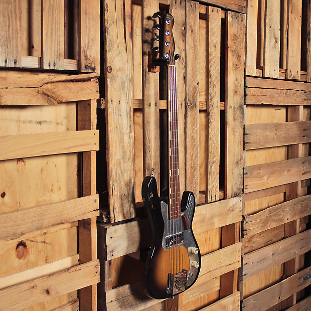 レディヘッドベース ヴィンテージ Fender Custom Shop '62 Jazz Bass - Candy Apple Red