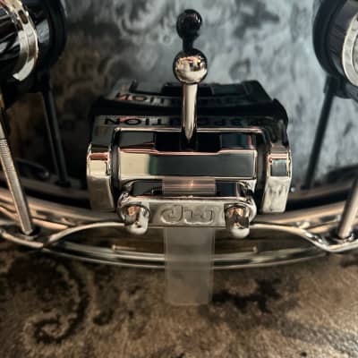 DW DW Performance Series Snare Drum - 6.5 x 14 inch  Chrome Shadow image 5