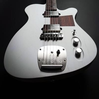 Tao Guitars T-Bucket "Cedar Beach" Grey/Red, Mastery Vibrato & Bridge 2020/NEW (Authorized Dealer) image 5