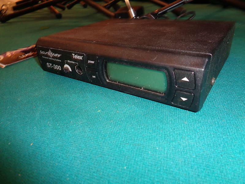 Telex ST300 VHF Wireless Personal Listening System Reverb