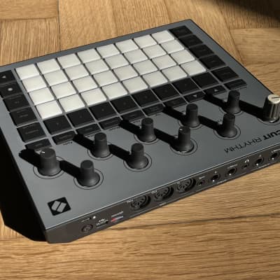 Novation Circuit Rhythm Groovebox 2021 - Present - Black image 2
