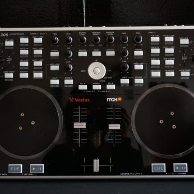 Vestax VCI-300 USB Rane Serato Itch DJ Mixer Scratch Controller