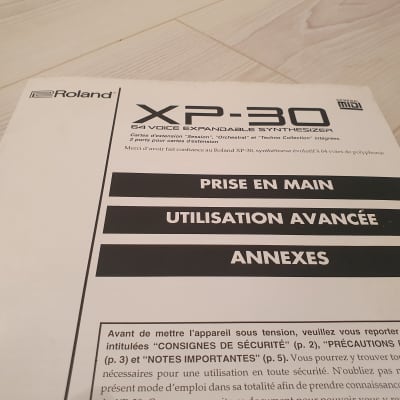 Roland XP-30 Manual. French Language. Good Condition. Global Ship. image 2