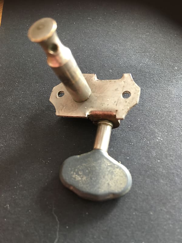 Grover G98 1931 - Tuning Machine, early 30s, Clipped Plate