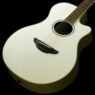 YAMAHA Yamaha APX600 White [SN IIO257086] (04/11) for sale
