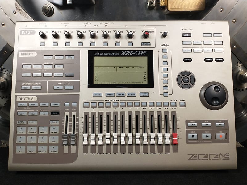 Zoom MRS-1608 MultiTrak Recording Studio