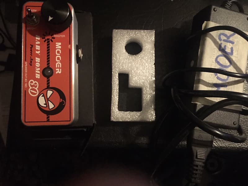 Mooer Baby Bomb 30 Digital Micro Power Amp | Reverb