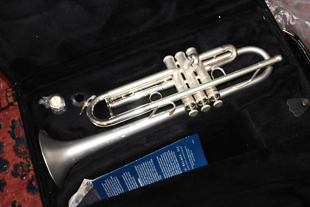 Conn 52b trumpet top