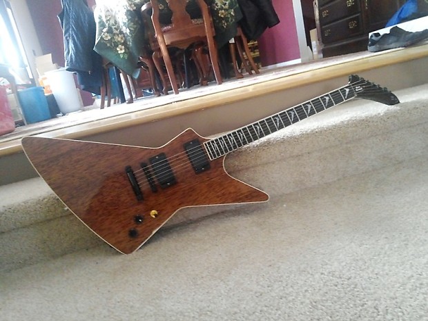 Black diamond outlet guitars