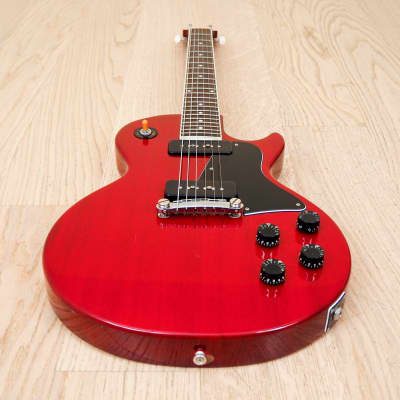 ギター TOKAI LSS-124 Tokai Love Rock Special Model LSS-124 Electric Guitar Cherry
