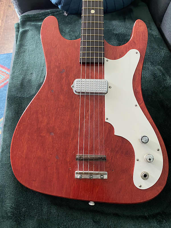 Silvertone 1410 double cutaway 1960's - Red | Reverb