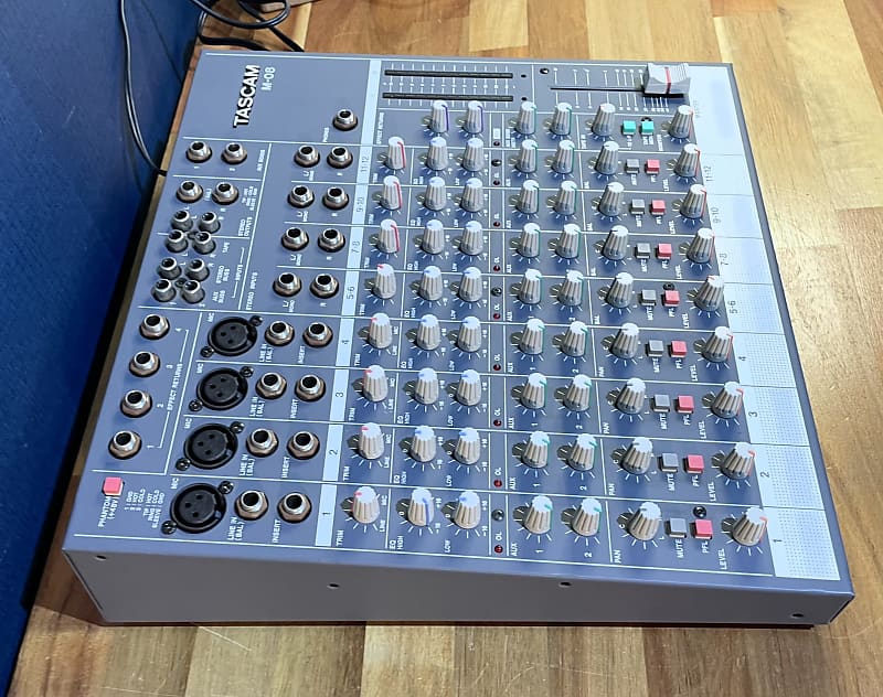 TASCAM M-08 8 Channel Analog Mixer - Vintage Mixing Console