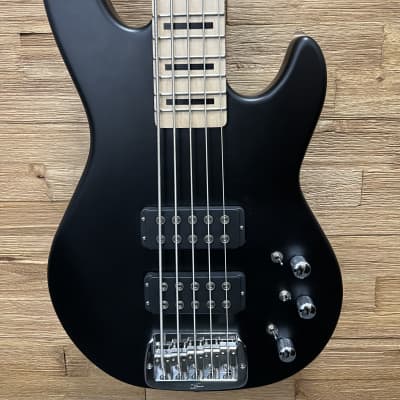 G&L Tribute Series L-2500 5- string bass 2022 - Black Frost matte Excellent shape! for sale