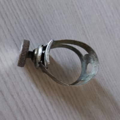 No brand nickel plated ligature for alto saxophone. image 2