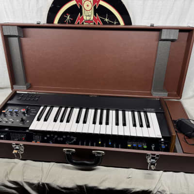 Korg MiniKorg MkII mk II 2 v2 700S Synthesizer Keyboard with Case