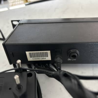 Alesis MicroVerb III 16-Bit Digital Reverb and Delay 1991 - 1996 - Black image 11