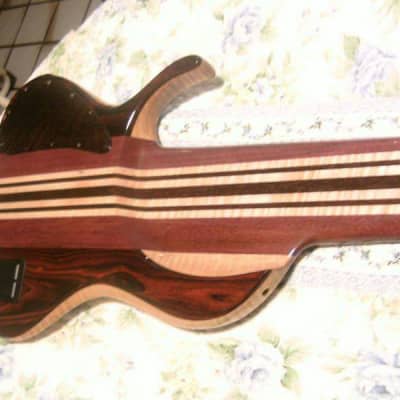 9 string  Bass Guitar image 4