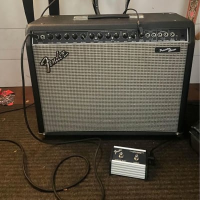 Fender Princeton Stereo Chorus 2-Channel 2x12 25-Watt 2x10