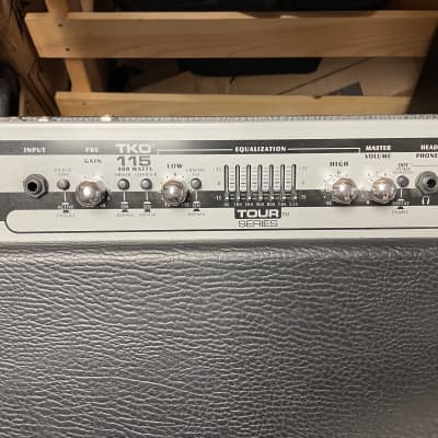 Peavey TKO 115 400 watt bass amp combination w 15