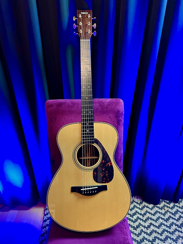 ★ヤマハLS26 Yamaha LS26 ARE Small Body Acoustic Guitar With Case | Long