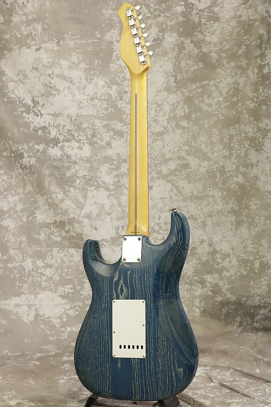 2014 Tokai Goldstar Sound AST-118 S-Style Electric Guitar Ash Body Blue  Burst, Japan