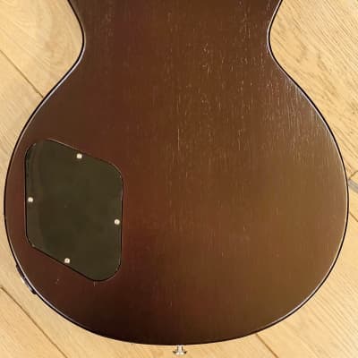 Gibson Les Paul Tribute Honeyburst Dark Back 2011 | Modified image 4
