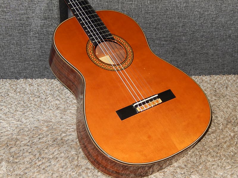 ECOLE GUITAR EL500