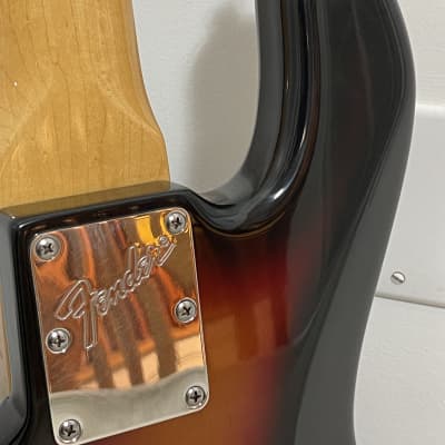 Fender Roscoe Beck Artist Signature V Bass Mid 90’s Early 2000’s - Sunburst image 9