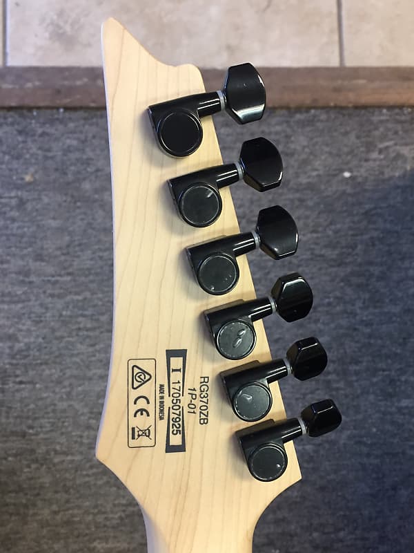 Ibanez RG 370 ZB- weathered black