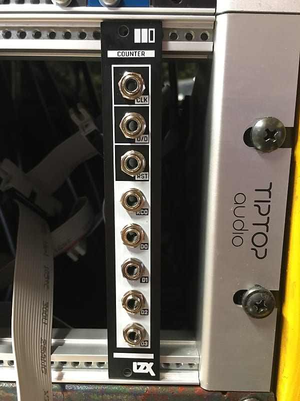 LZX Industries Castle 110 Counter Eurorack Video Synthesizer Reverb