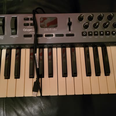 M-Audio Oxygen 25 MKIV MIDI Keyboard Controller 2016 - 2020 - Black