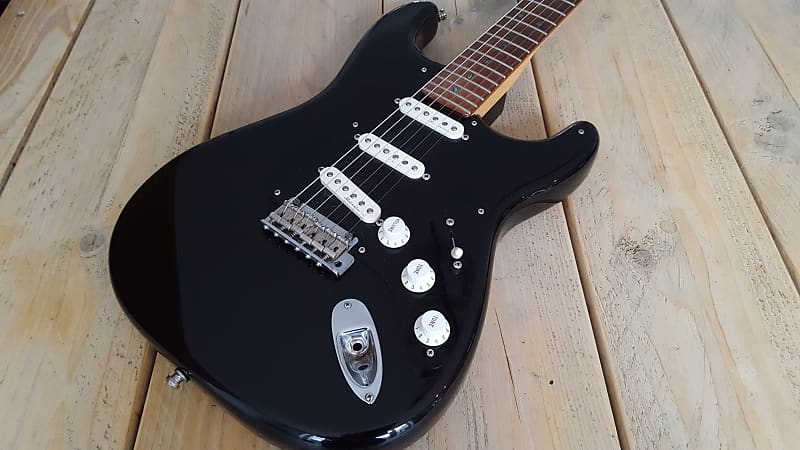 Fender Custom Shop Classic Player Stratocaster  image 9