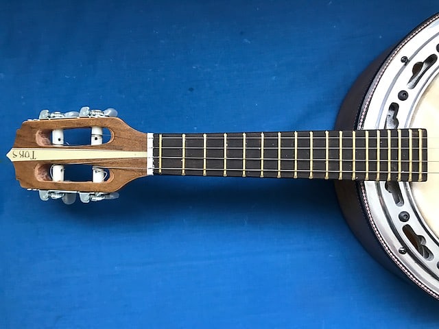 ブラジルのアコースティック カヴァコ/カヴァキーニョ