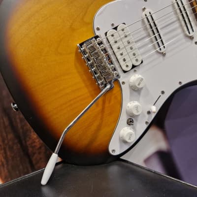 Ibanez ATZ10P-STM Premium Andy Timmons Signature E-Guitar 6 String - Sunburst Matte + Bag image 3