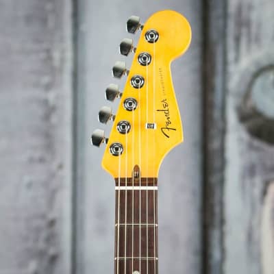Fender American Ultra Stratocaster, Rosewood Fingerboard, Ultraburst *Demo Model* image 6