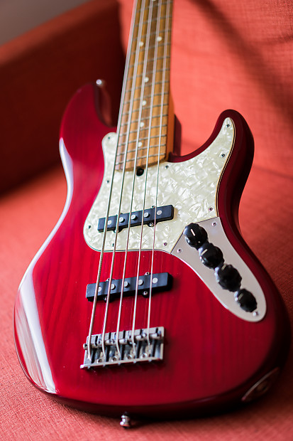 Fender jazz deals bass cherry red