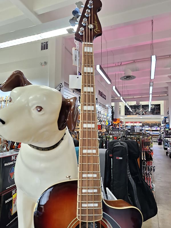 Fender Kingman Bass | Reverb