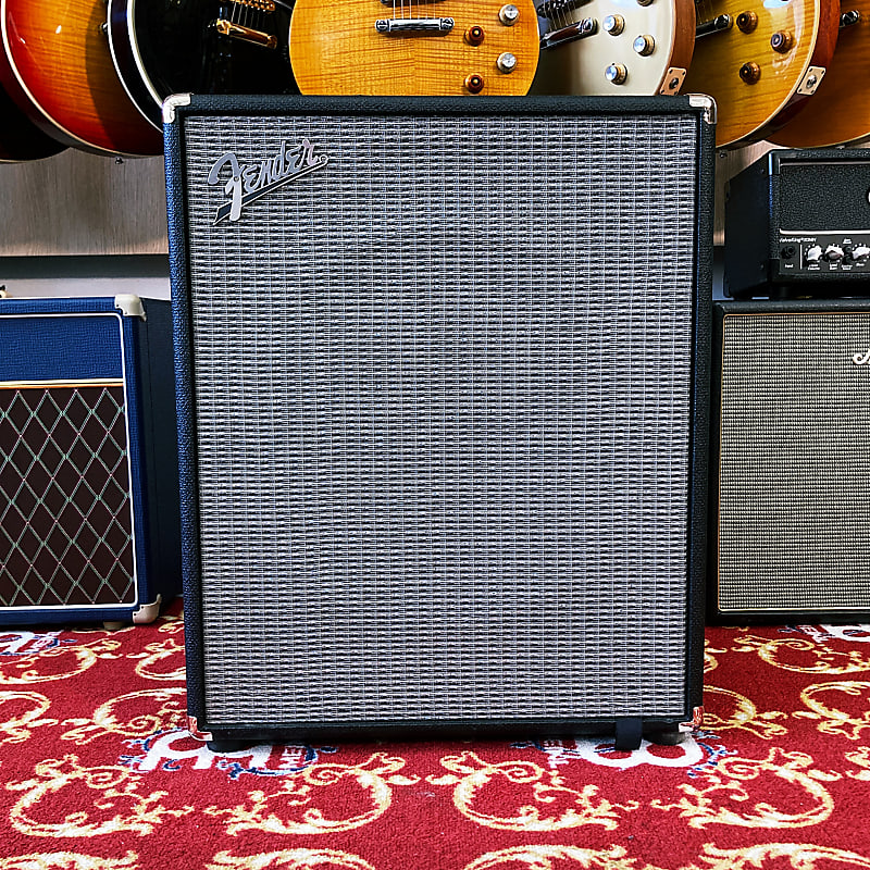 FENDER Rumble 200 Reverb
