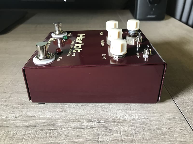 Kingsley Harlot V3 - tube overdrive/boost