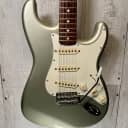 Used Fender CIJ ST62 Stratocaster Inca Silver w/case TSS1145