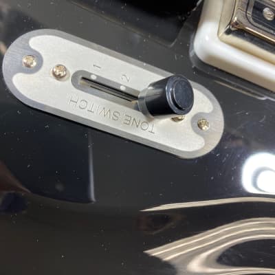 Supro Coronado II 2019 - Black - Includes New Supro Case image 8