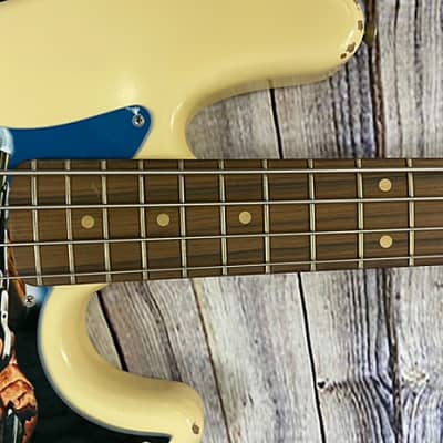 Fender 60th Anniversary Road Worn '60s Jazz Bass 2020 Olympic White image 7