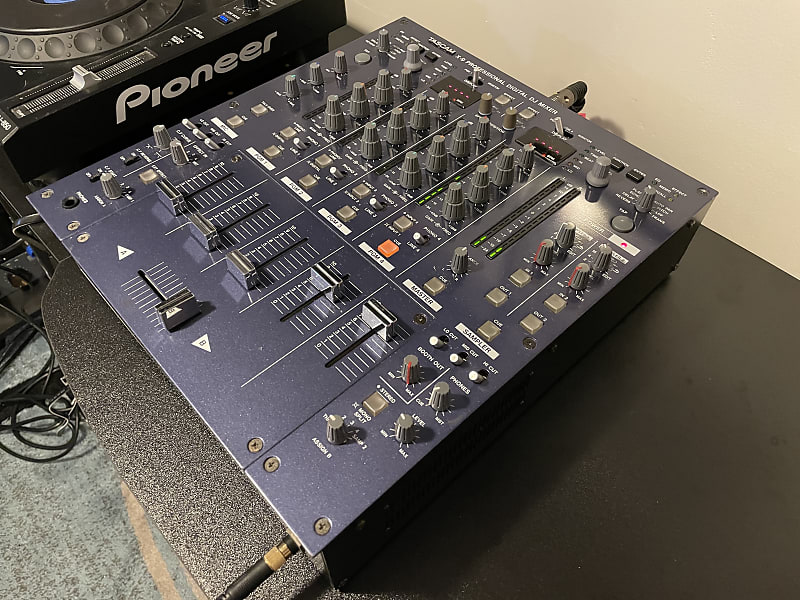 Tascam X-9 Professional Digital DJ Club Mixer W/ Built In Effects X9