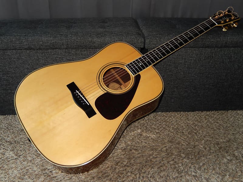 YAMAHA　アコースティックギター　L-6 YAMAHA L-6