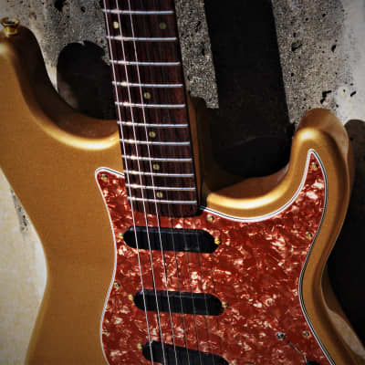 Wallace Stratocaster 1999 Shoreline Gold Metallic. Handmade by David Wallace of Nashville. All Tone. image 15