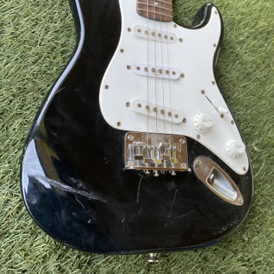 Squier Mini Stratocaster with Rosewood Fretboard 2011 - 2017 - Black image 2