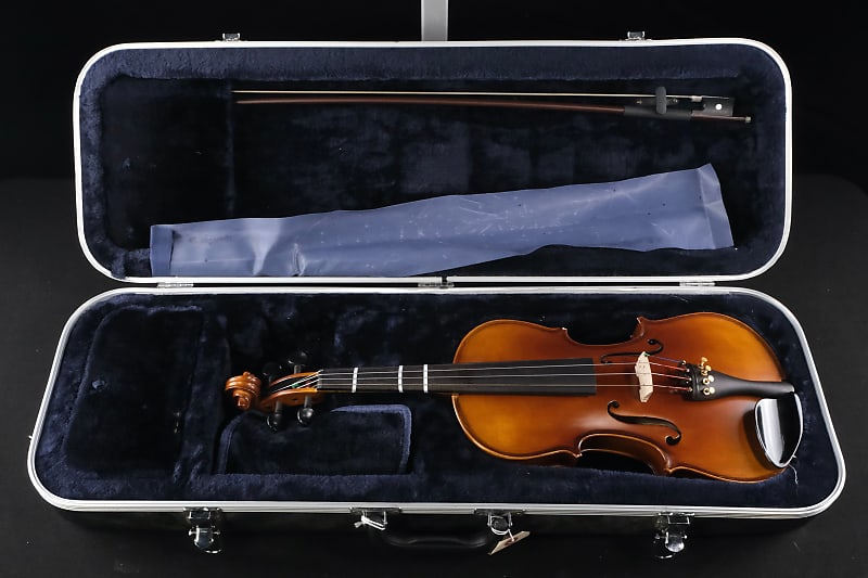 William Lewis & Son Co. バイオリン　4/4 s-l400.jpg
