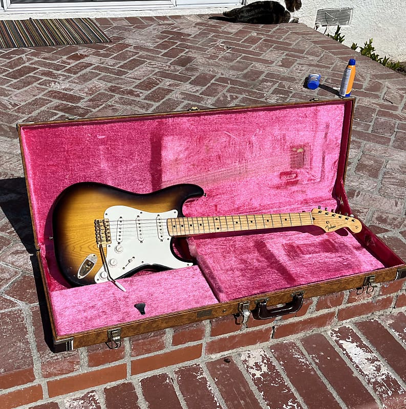 Tokai Springy Sound ST-100 1980s - Sunburst Gold Hardware image 1