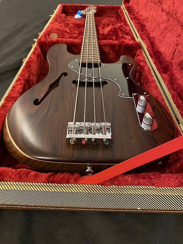Cohnway Semi Hollow Rosewood P Bass Reverb