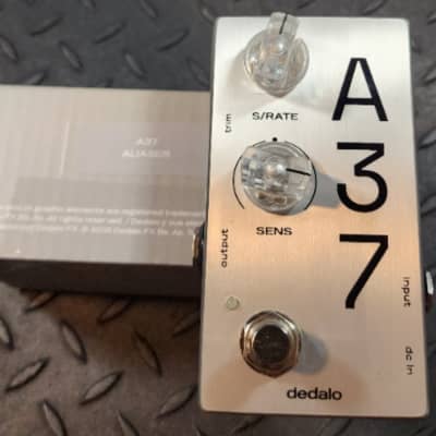 B-Saurio - Bass Distortion / Dedalo | Reverb